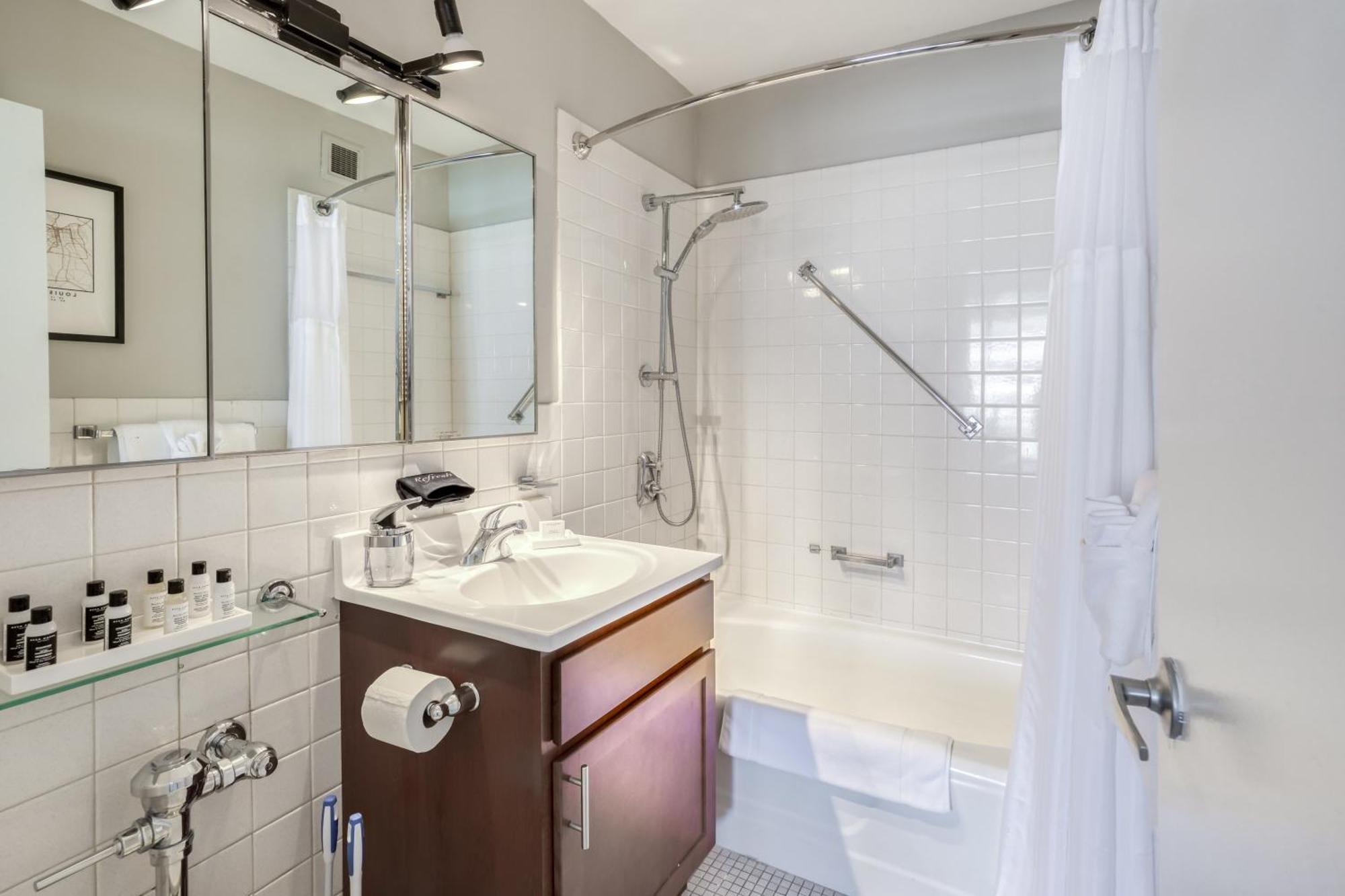 Cozysuites 800 Tower 2Br With Gym! 28 Louisville Eksteriør bilde